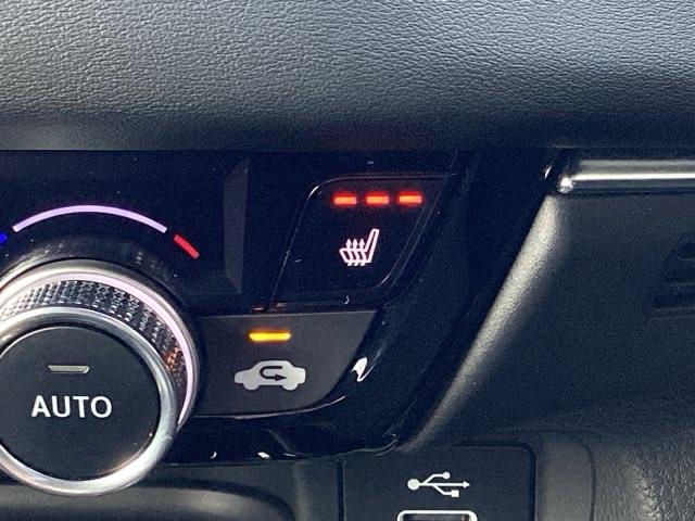 ヴェゼル e:HEVZ ブラインドスポットインフォメーション後退出庫サポートハンズフリーアクセスパワーテールゲート(予約クローズ機能付 スマキ Pトランク フルオートエアコン Dレコ エアバッグ 両席エアバック Rカメ(23枚目)