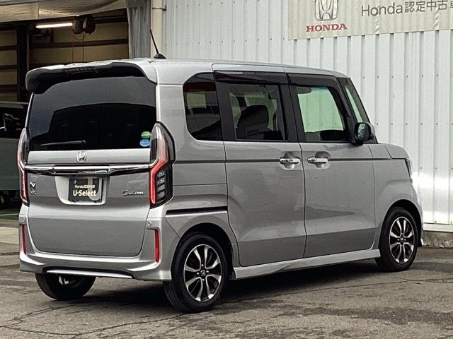 N-BOXカスタム G・Lホンダセンシング ETC/ディスプレイオーディオ/バックモニター/ホンダセンシング 整備記録簿 助手席エアバッグ 1セグTV キーレス アイドリングST セキュリティーアラーム スマ-トキ- コーナーセンサ リアカメラ(8枚目)