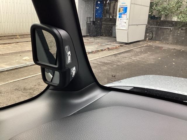 N-BOXカスタム G・Lホンダセンシング ETC/ディスプレイオーディオ/バックモニター/ホンダセンシング 整備記録簿 助手席エアバッグ 1セグTV キーレス アイドリングST セキュリティーアラーム スマ-トキ- コーナーセンサ リアカメラ(23枚目)