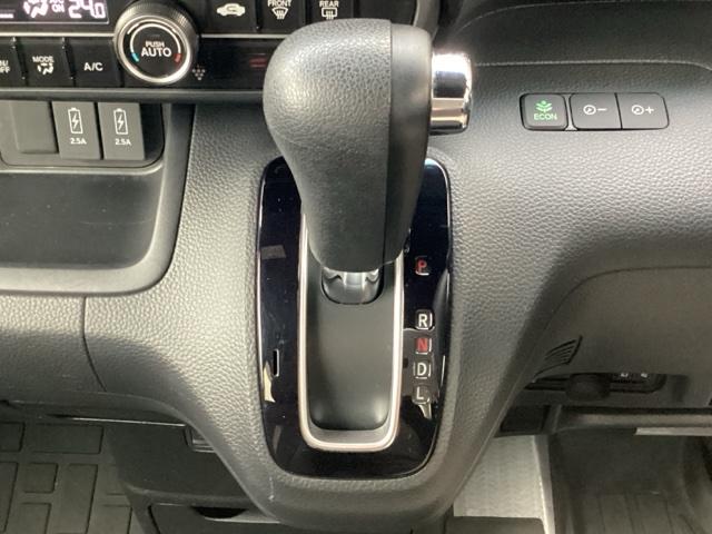 N-BOXカスタム G・Lホンダセンシング ETC/ディスプレイオーディオ/バックモニター/ホンダセンシング 整備記録簿 助手席エアバッグ 1セグTV キーレス アイドリングST セキュリティーアラーム スマ-トキ- コーナーセンサ リアカメラ(30枚目)