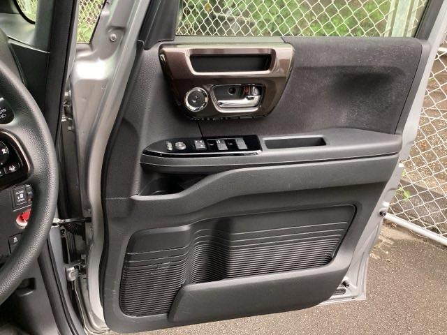 N-BOXカスタム G・Lホンダセンシング ETC/ディスプレイオーディオ/バックモニター/ホンダセンシング 整備記録簿 助手席エアバッグ 1セグTV キーレス アイドリングST セキュリティーアラーム スマ-トキ- コーナーセンサ リアカメラ(45枚目)