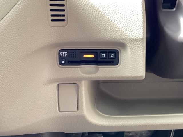 N-BOX G・Lホンダセンシング ナビ装着用スペシャルパッケージ+ETC車載器 Aストップ ESC キーフリーシステム LEDライト フルセグ対応 バックM TVナビ USB スマートキー クルコン 両席エアバック エアコン DVD(14枚目)