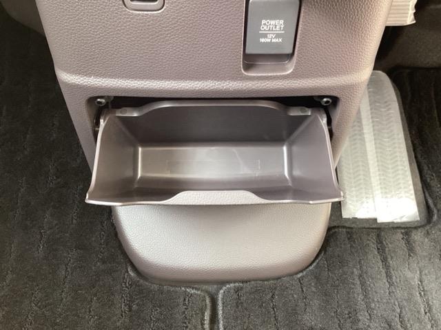 N-BOX G・Lホンダセンシング ナビ装着用スペシャルパッケージ+ETC車載器 Aストップ ESC キーフリーシステム LEDライト フルセグ対応 バックM TVナビ USB スマートキー クルコン 両席エアバック エアコン DVD(24枚目)