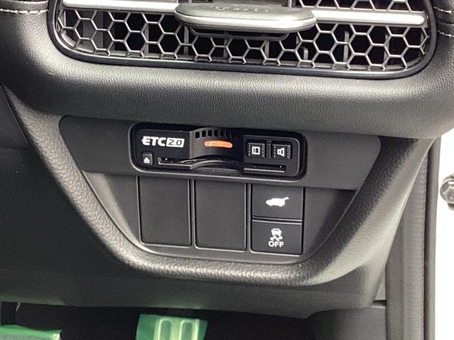 ＺＲ－Ｖ Ｚ　ＢＳＩ・後退出庫サポートレス　Ｄレコ　盗難防止システム　インテリキー　カーテンエアバック　地デジ　ＶＳＡ　ワンオーナー　Ｂカメラ　クルコン　ＵＳＢ　エアコン　ターボ　本革シ－ト　クリアランスソナー（14枚目）