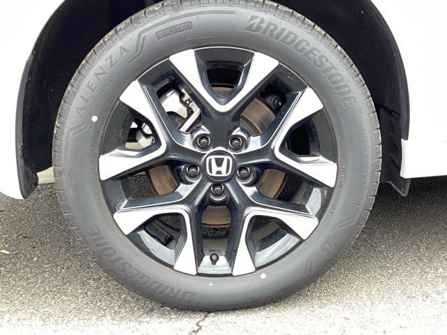 ＺＲ－Ｖ Ｚ　ＢＳＩ・後退出庫サポートレス　Ｄレコ　盗難防止システム　インテリキー　カーテンエアバック　地デジ　ＶＳＡ　ワンオーナー　Ｂカメラ　クルコン　ＵＳＢ　エアコン　ターボ　本革シ－ト　クリアランスソナー（21枚目）