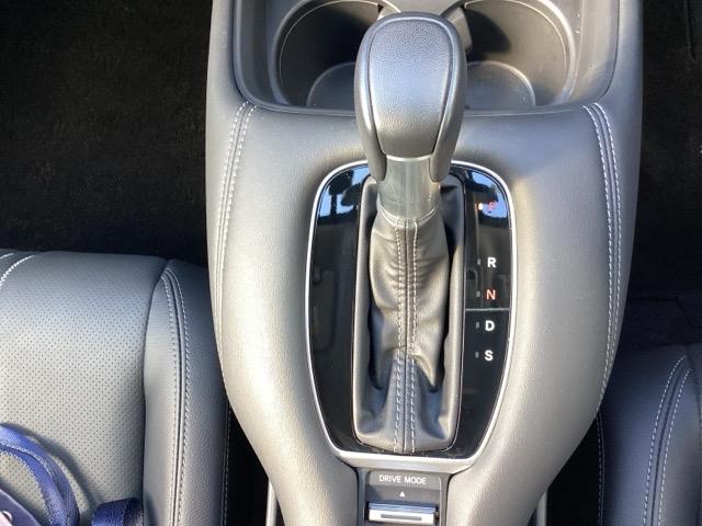 ＺＲ－Ｖ Ｚ　ＢＳＩ・後退出庫サポートレス　Ｄレコ　盗難防止システム　インテリキー　カーテンエアバック　地デジ　ＶＳＡ　ワンオーナー　Ｂカメラ　クルコン　ＵＳＢ　エアコン　ターボ　本革シ－ト　クリアランスソナー（27枚目）