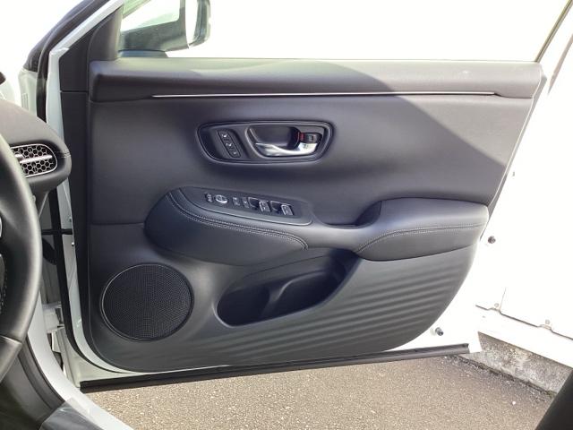 ＺＲ－Ｖ Ｚ　ＢＳＩ・後退出庫サポートレス　Ｄレコ　盗難防止システム　インテリキー　カーテンエアバック　地デジ　ＶＳＡ　ワンオーナー　Ｂカメラ　クルコン　ＵＳＢ　エアコン　ターボ　本革シ－ト　クリアランスソナー（39枚目）