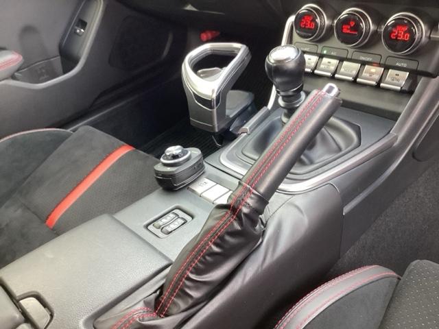 ＢＲＺ Ｓ　６ＭＴ／ドラレコ／ＥＴＣ　スマートキ　キーレスエントリー　地デジ　ヘッドライトＬＥＤ　ＥＳＣ　盗難防止システム　クルーズコントロール　ＡＡＣ　助手席エアバッグ　運転席エアバッグ　ＡＢＳ　ＤＶＤ視聴（24枚目）