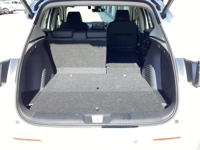 ＺＲ－Ｖ ｅ：ＨＥＶＺ　ブラインドスポットインフォメーション後退出庫サポートアダプティブドライビングビームマルチビューカメラシステム　Ｐセンサー　レザー　Ｂカメラ　サイドエアバック　パワ－シ－ト　ナビＴＶ　ＬＥＤヘッドライト（42枚目）