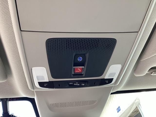 ＺＲ－Ｖ ｅ：ＨＥＶＺ　ブラインドスポットインフォメーション後退出庫サポートアダプティブドライビングビームマルチビューカメラシステム　Ｐセンサー　レザー　Ｂカメラ　サイドエアバック　パワ－シ－ト　ナビＴＶ　ＬＥＤヘッドライト（48枚目）