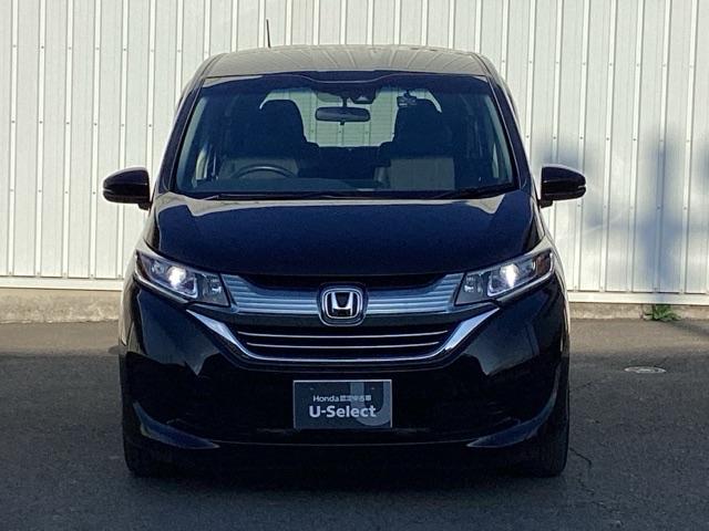 フリードハイブリッド ハイブリッド・EX ETC/純正ナビ/バックモニター/ホンダセンシング/社外ドラレコ 地デジフルセグTV シ-トヒ-タ- 整備記録簿 リヤカメラ LEDライト フルオートエアコン ABS ドラレコ付 DVD再生可(6枚目)