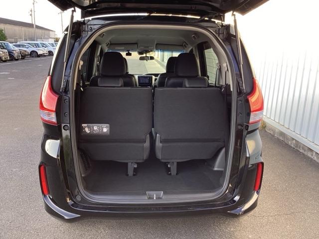 フリードハイブリッド ハイブリッド・EX ETC/純正ナビ/バックモニター/ホンダセンシング/社外ドラレコ 地デジフルセグTV シ-トヒ-タ- 整備記録簿 リヤカメラ LEDライト フルオートエアコン ABS ドラレコ付 DVD再生可(19枚目)