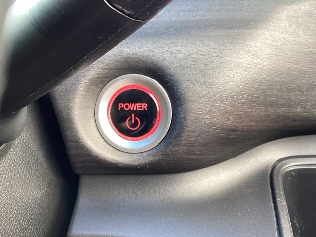 フリードハイブリッド ハイブリッド・EX ETC/純正ナビ/バックモニター/ホンダセンシング/社外ドラレコ 地デジフルセグTV シ-トヒ-タ- 整備記録簿 リヤカメラ LEDライト フルオートエアコン ABS ドラレコ付 DVD再生可(33枚目)