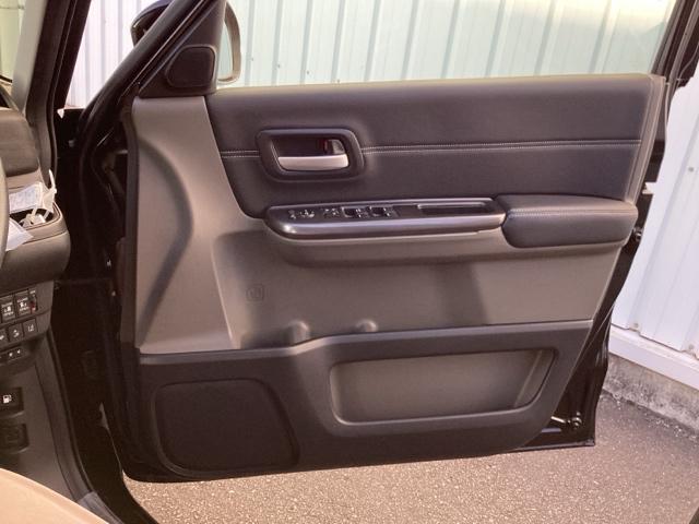 フリードハイブリッド ハイブリッド・EX ETC/純正ナビ/バックモニター/ホンダセンシング/社外ドラレコ 地デジフルセグTV シ-トヒ-タ- 整備記録簿 リヤカメラ LEDライト フルオートエアコン ABS ドラレコ付 DVD再生可(40枚目)