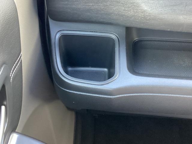 フリードハイブリッド ハイブリッド・EX ETC/純正ナビ/バックモニター/ホンダセンシング/社外ドラレコ 地デジフルセグTV シ-トヒ-タ- 整備記録簿 リヤカメラ LEDライト フルオートエアコン ABS ドラレコ付 DVD再生可(50枚目)