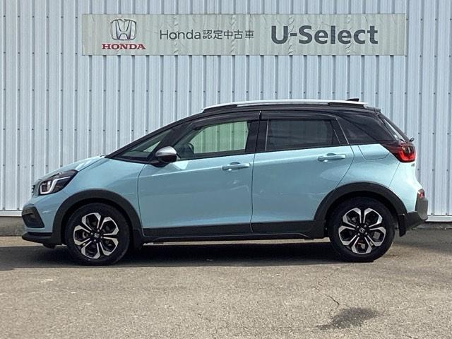 フィット ｅ：ＨＥＶクロスター　ＥＴＣ／純正ナビ／バックモニター／ホンダセンシング　フルオートエアコン　整備記録簿　前後センサー　ＬＥＤランプ　エアバッグ　サイドエアバック　地デジ　オートクルーズコントロール　ＶＳＡ　バックカメラ（10枚目）