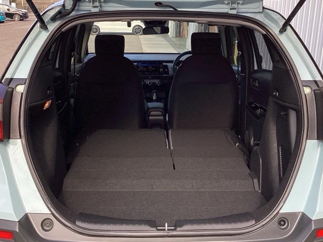 フィット ｅ：ＨＥＶクロスター　ＥＴＣ／純正ナビ／バックモニター／ホンダセンシング　フルオートエアコン　整備記録簿　前後センサー　ＬＥＤランプ　エアバッグ　サイドエアバック　地デジ　オートクルーズコントロール　ＶＳＡ　バックカメラ（41枚目）