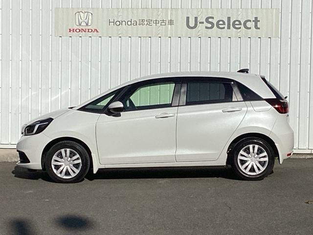 フィット ｅ：ＨＥＶホーム　ＥＴＣ／純正ナビ／バックモニター／ホンダセンシング　クリソナ　助手席エアバッグ　運転席エアバッグ　アイドリングストップ　ＬＥＤライト　ＵＳＢ接続　バックカメラ　ＡＢＳ　サイドエアバッグ　フルセグＴＶ（10枚目）