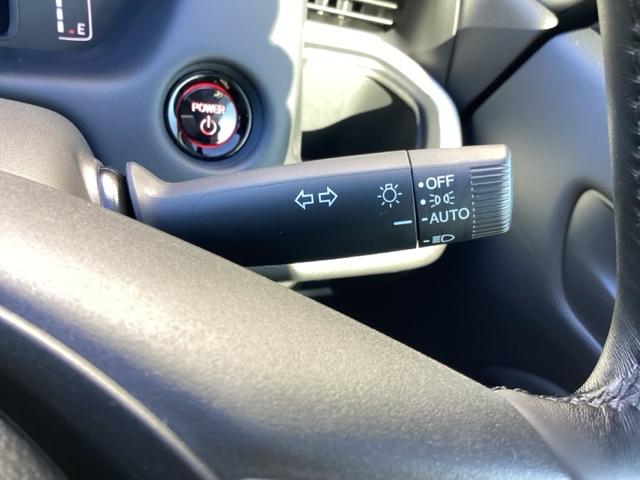 フィット ｅ：ＨＥＶホーム　ＥＴＣ／純正ナビ／バックモニター／ホンダセンシング　クリソナ　助手席エアバッグ　運転席エアバッグ　アイドリングストップ　ＬＥＤライト　ＵＳＢ接続　バックカメラ　ＡＢＳ　サイドエアバッグ　フルセグＴＶ（31枚目）