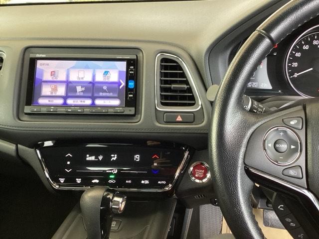 ヴェゼル Ｘ・ホンダセンシング　純正ナビ　フルセグ　リアカメラ　Ｒカメラ　Ｗエアバッグ　盗難防止　アクティブクルーズコントロール　オートエアコン　ＬＥＤランプ　衝突軽減ブレ－キ　パワステ　Ｄレコ　カーテンエアバック　ＵＳＢポート（2枚目）