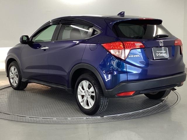 ヴェゼル Ｘ・ホンダセンシング　純正ナビ　フルセグ　リアカメラ　Ｒカメラ　Ｗエアバッグ　盗難防止　アクティブクルーズコントロール　オートエアコン　ＬＥＤランプ　衝突軽減ブレ－キ　パワステ　Ｄレコ　カーテンエアバック　ＵＳＢポート（10枚目）