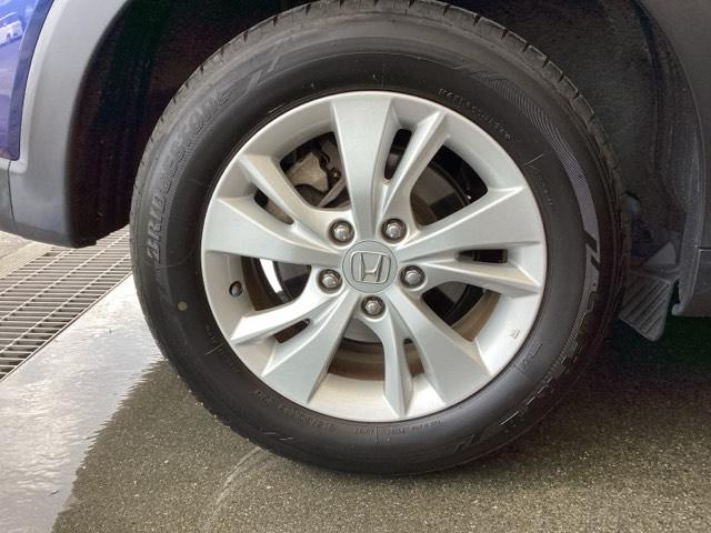 ヴェゼル Ｘ・ホンダセンシング　純正ナビ　フルセグ　リアカメラ　Ｒカメラ　Ｗエアバッグ　盗難防止　アクティブクルーズコントロール　オートエアコン　ＬＥＤランプ　衝突軽減ブレ－キ　パワステ　Ｄレコ　カーテンエアバック　ＵＳＢポート（26枚目）