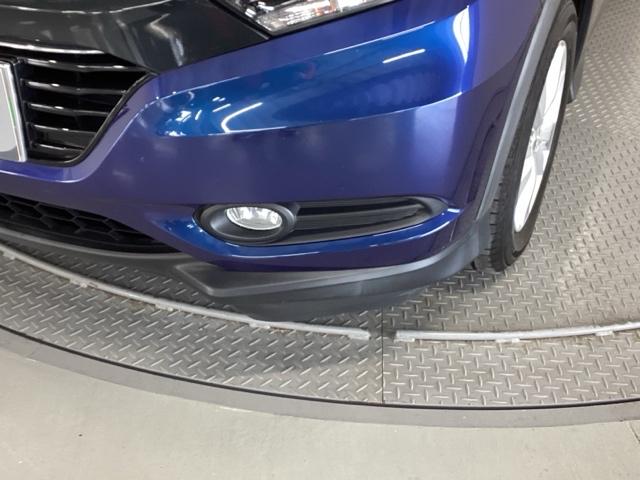 ヴェゼル Ｘ・ホンダセンシング　純正ナビ　フルセグ　リアカメラ　Ｒカメラ　Ｗエアバッグ　盗難防止　アクティブクルーズコントロール　オートエアコン　ＬＥＤランプ　衝突軽減ブレ－キ　パワステ　Ｄレコ　カーテンエアバック　ＵＳＢポート（29枚目）