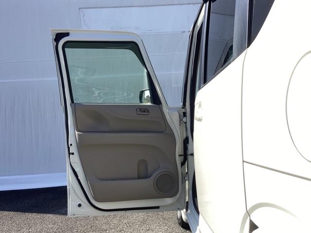 Ｎ－ＢＯＸ Ｃ　メモリーナビ　ＥＴＣ　リアカメラ　衝突軽減システム　エアコン　パワステ　盗難防止装置　ワンセグテレビ　Ｗエアバック　パワーウィンドウ　スマートキー・プッシュスタート　両側スライドドア　ベンチシート（24枚目）