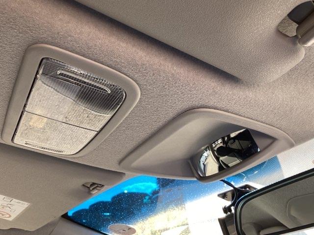 フリード+ G メモリーナビ ETC リアカメラ ワンセグTV 盗難防止装置 アイドリングストップ Rカメ ESC エアバック パワーウインドウ スマートキー ABS 両側スライド片側電動ドア フルオートエアコン(27枚目)