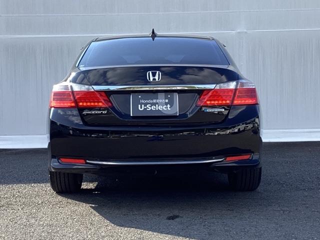 アコードハイブリッド EX メモリーナビ リアカメラ ETC リヤカメラ 衝突軽減システム 本革 盗難防止装置 パワーウィンドウ 地デジ LED DVD再生 記録簿 シートヒーター オートエアコン ナビTV パワーステアリング(10枚目)