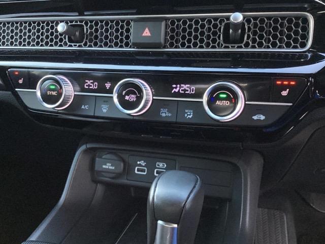 シビック EX メモリーナビ ドラレコ ETC リアカメラ Rカメ パーキングセンサー 衝突被害軽減ブレーキ スマートキーシステム パワ-シ-ト USB LEDライト 地デジフルセグ ナビTV シートH キーフリー(17枚目)