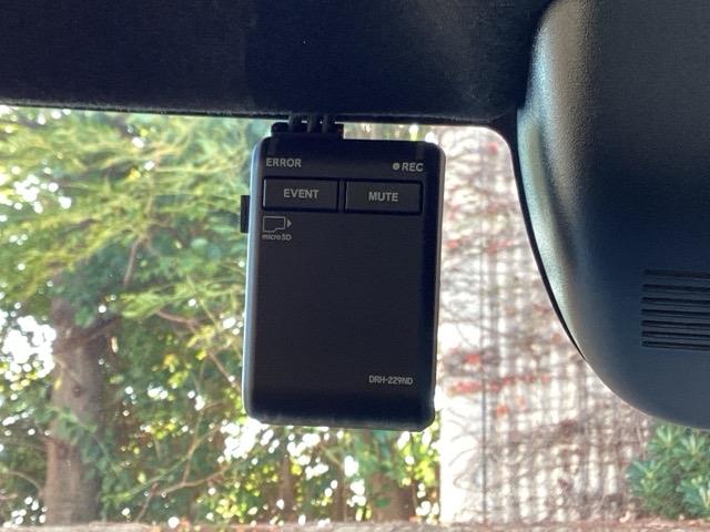 Ｎ－ＢＯＸジョイ ターボ　マルチビューカメラシステム　チェック柄撥水ファブリック（フロント・リアシート／リアシート背面／荷室スライドボード）　ＬＥＤヘッド　ＥＴＣ車載器　オートエアコン　バックカメラ　両側電動ドア　キーフリー（13枚目）