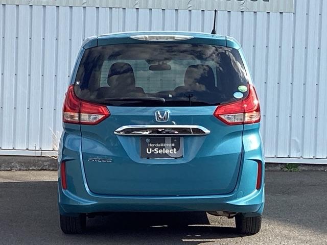 フリード Ｇ・ホンダセンシング　ＥＴＣ／純正ナビ／バックモニター／ホンダセンシング　Ｆセグ　追突被害軽減ブレーキ　ｉストップ　Ｗエアバッグ　パワーウィンドウ　アクティブクルーズコントロール　スマートキ　カラーバックモニター　ＶＳＡ（8枚目）