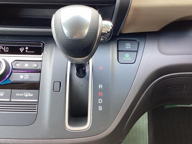 フリード Ｇ・ホンダセンシング　ＥＴＣ／純正ナビ／バックモニター／ホンダセンシング　Ｆセグ　追突被害軽減ブレーキ　ｉストップ　Ｗエアバッグ　パワーウィンドウ　アクティブクルーズコントロール　スマートキ　カラーバックモニター　ＶＳＡ（23枚目）