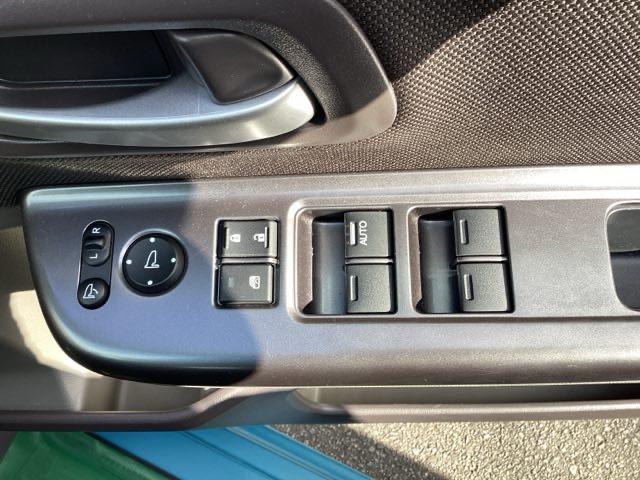 フリード Ｇ・ホンダセンシング　ＥＴＣ／純正ナビ／バックモニター／ホンダセンシング　Ｆセグ　追突被害軽減ブレーキ　ｉストップ　Ｗエアバッグ　パワーウィンドウ　アクティブクルーズコントロール　スマートキ　カラーバックモニター　ＶＳＡ（36枚目）