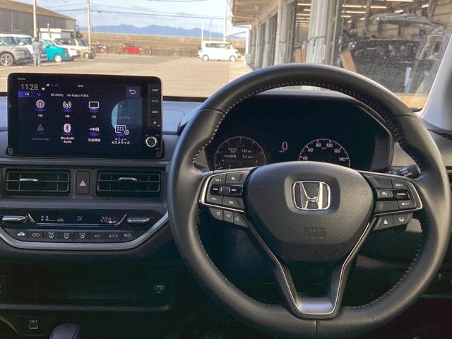 WR-V Z+ ETC/純正ナビ/バックモニター/ホンダセンシング クリソナ 追突軽減ブレーキ フルセグテレビ サイドエアバッグ USB 盗難防止システム 運転席エアバッグ Bカメラ クルコン 横滑り防止 キーフリー(3枚目)