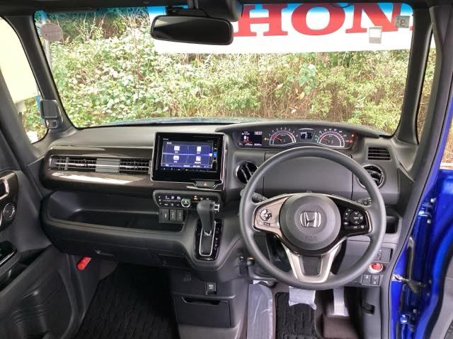 Ｎ－ＢＯＸカスタム Ｇ・Ｌホンダセンシング　純正メモリーナビ　ドラレコ　リアカメラ　地デジＴＶ　整備記録簿　助手席エアバッグ　キーレス　アイドリングＳＴ　セキュリティーアラーム　スマ－トキ－　ナビＴＶ　ＥＴＣ　前車追従機能　サイドエアバッグ（2枚目）