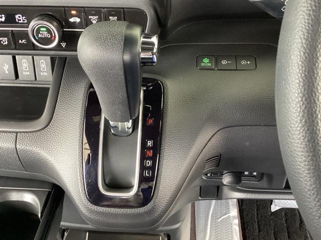 Ｎ－ＢＯＸカスタム Ｇ・Ｌホンダセンシング　純正メモリーナビ　ドラレコ　リアカメラ　地デジＴＶ　整備記録簿　助手席エアバッグ　キーレス　アイドリングＳＴ　セキュリティーアラーム　スマ－トキ－　ナビＴＶ　ＥＴＣ　前車追従機能　サイドエアバッグ（39枚目）