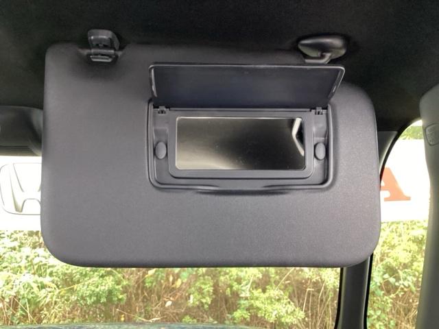 Ｎ－ＢＯＸカスタム Ｇ・Ｌホンダセンシング　純正メモリーナビ　ドラレコ　リアカメラ　地デジＴＶ　整備記録簿　助手席エアバッグ　キーレス　アイドリングＳＴ　セキュリティーアラーム　スマ－トキ－　ナビＴＶ　ＥＴＣ　前車追従機能　サイドエアバッグ（47枚目）