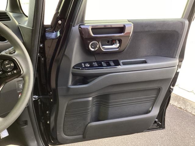 N-BOXカスタム G・Lホンダセンシング プラズマクラスター技術搭載フルオート・エアコンディショナー リア左側パワースライドドア 助手席エアバッグ キーレス シートH アイドリングST セキュリティーアラーム スマ-トキ- コーナーセンサ(37枚目)