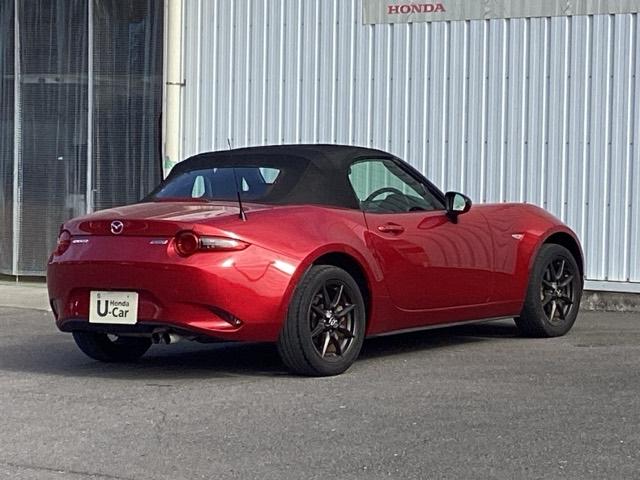 ロードスター Sスペシャルパッケージ Wエアバック アドバンスドキー 地デジ 盗難防止装置 パワステ ナビTV 横滑防止装置 USBポート 運転席エアバッグ LEDランプ DVD再生 ABS キーフリー ETC(8枚目)