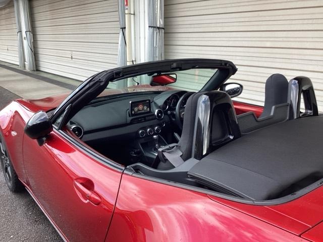 ロードスター Sスペシャルパッケージ Wエアバック アドバンスドキー 地デジ 盗難防止装置 パワステ ナビTV 横滑防止装置 USBポート 運転席エアバッグ LEDランプ DVD再生 ABS キーフリー ETC(19枚目)