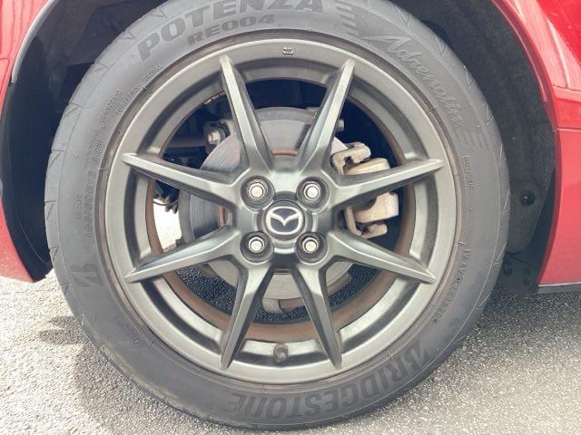 ロードスター Sスペシャルパッケージ Wエアバック アドバンスドキー 地デジ 盗難防止装置 パワステ ナビTV 横滑防止装置 USBポート 運転席エアバッグ LEDランプ DVD再生 ABS キーフリー ETC(21枚目)