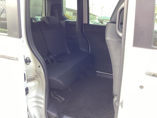 N-BOXカスタム ベースグレード HondaCONNECTforGathers+ナビ装着用スペシャルパッケージ 運転席&助手席シートヒーター USB接続 Dレコ 1オーナー ベンチシート オートエアコン スマートキ LED クルコン(18枚目)
