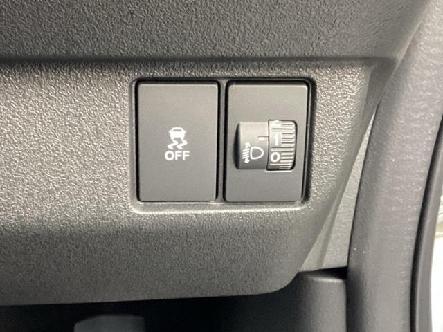 N-BOXカスタム ベースグレード HondaCONNECTforGathers+ナビ装着用スペシャルパッケージ 運転席&助手席シートヒーター USB接続 Dレコ 1オーナー ベンチシート オートエアコン スマートキ LED クルコン(33枚目)