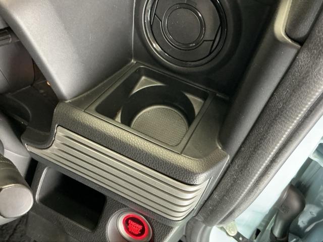 Ｎ－ＶＡＮ＋スタイル ファン　Ｒカメラ　運転席／助手席エアバッグ　ＣＤ　追突軽減ブレーキ　Ｂカメ　キーフリー　ＷＳＲＳ　ＬＥＤヘッドランプ　整備記録簿　運転席エアバッグ　スマートキー　クルーズコントロール　パワーウィンドー　ＰＳ（15枚目）
