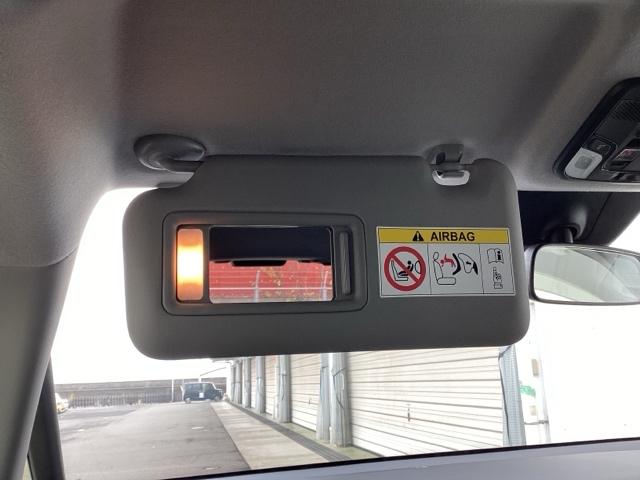 フィット ｅ：ＨＥＶホームブラックスタイル　ＢＬＡＣＫＳＴＹＬＥ専用装備　Ｂカメラ　ＬＥＤライト　クリアランスソナー　サイドＳＲＳ　オートクルーズコントロール　フルオートエアコン　ＶＳＡ　スマ－トキ－　衝突軽減　ＥＴＣ　ＵＳＢ接続　ＡＢＳ（44枚目）