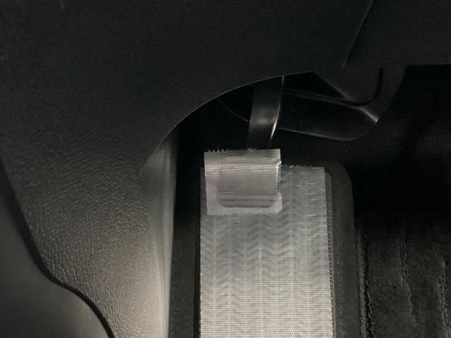 �p�[�L���O�u���[�L�̓t�b�g���Ȃ̂ŉ^�]�ȂƏ���Ȃ̊Ԃ͂�������A�ړ����y�X�ł��B�����Ǝ肪�͂��ʒu�ɂ`�s�Z���N�g���o�[��G�A�R���X�C�b�`�Ȃǂ����葀�쐫�ɗD��Ă��܂�