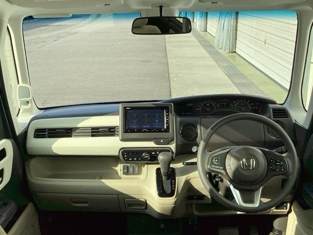 N-BOX G・Lホンダセンシング ETC/純正ナビ/バックモニター/ホンダセンシング レーダブレーキ Sヒータ Aストップ ESC キーフリーシステム LEDライト フルセグ対応 バックM TVナビ USB スマートキー クルコン(2枚目)