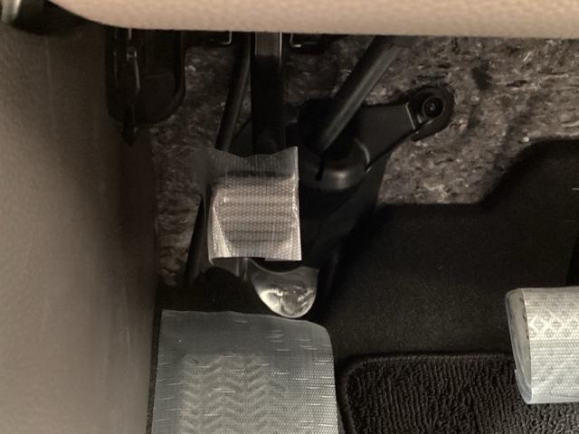 N-BOX G・Lホンダセンシング ETC/純正ナビ/バックモニター/ホンダセンシング レーダブレーキ Sヒータ Aストップ ESC キーフリーシステム LEDライト フルセグ対応 バックM TVナビ USB スマートキー クルコン(22枚目)